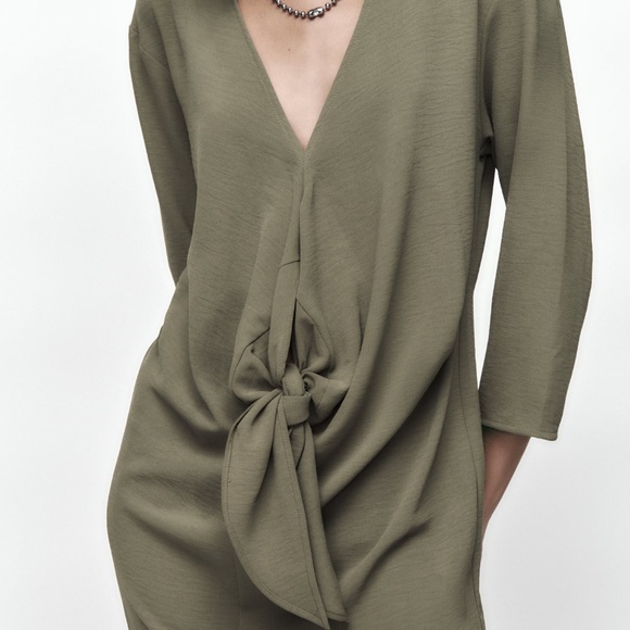 NEW ZARA KNOTTED FLUID DRESS Size Medium - Picture 2 of 7